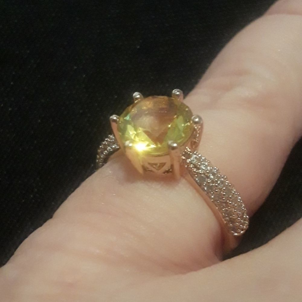 Brilliant Champagne Rose Gold Luxury Ring